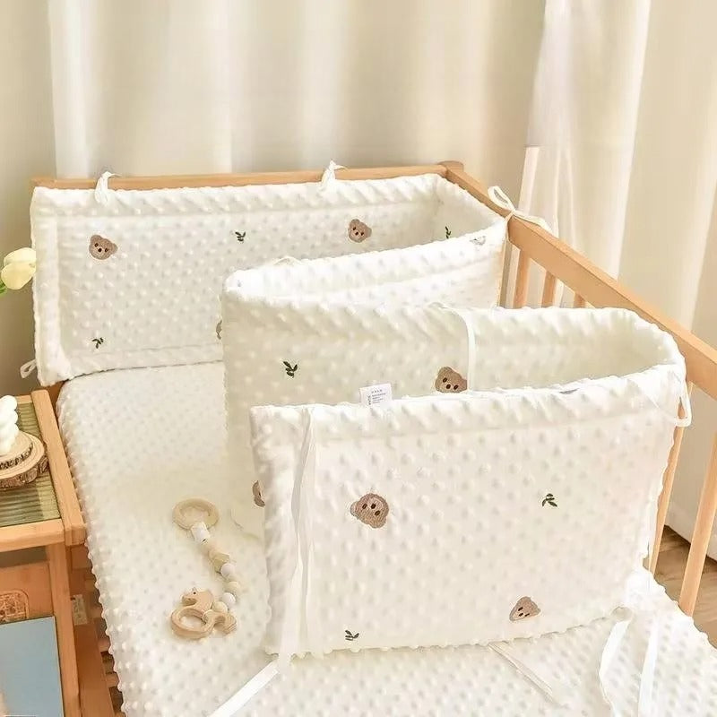 tour de lit bébé blanc ours