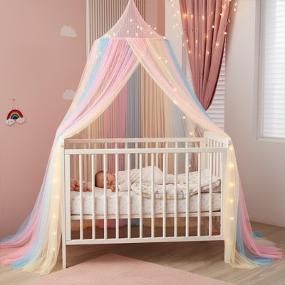 Ciel de lit multicolore bébé dort avec couverture