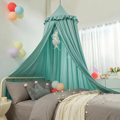 ciel de lit vert décoration chambre enfant