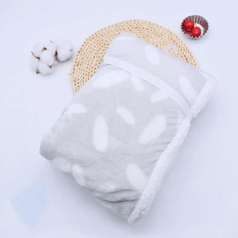 couverture bébé gris