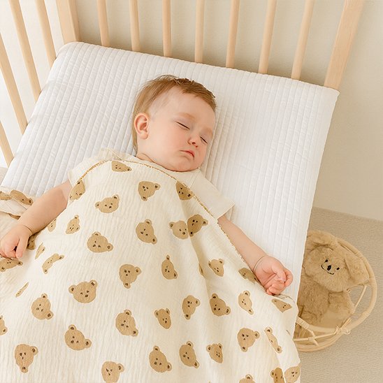 Couverture bébé imprimé petit ours