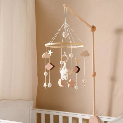 Mobile bebe en bois blanc avec support