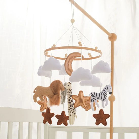 Mobile bebe safari avec zèbre