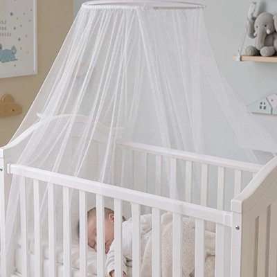 Moustiquaires lit bebe bien installer bébé dort paisiblement