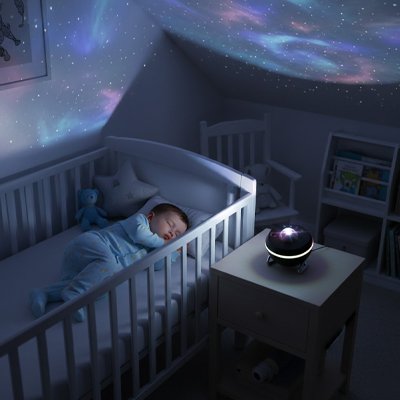 Projecteur enfant noir lumineux enfant dort paisiblement