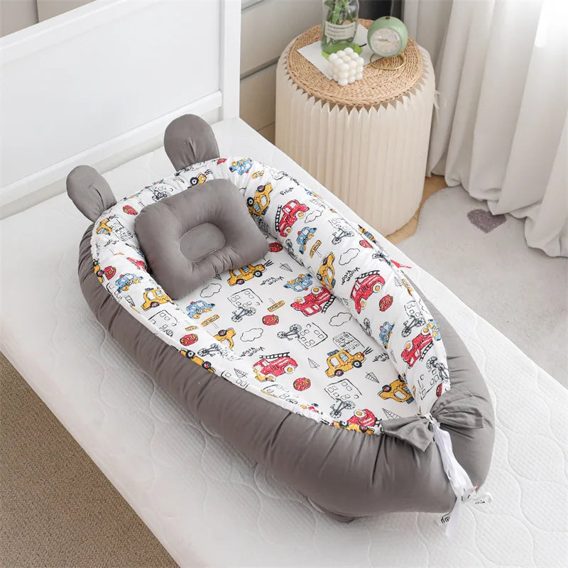 reducteur de lit pour bebe voiture rouge