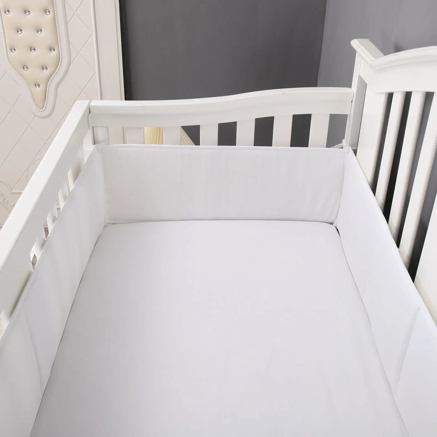 tour de lit bébé fille blanc
