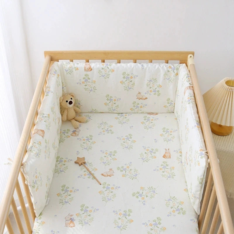 tour de lit lapin fleuri