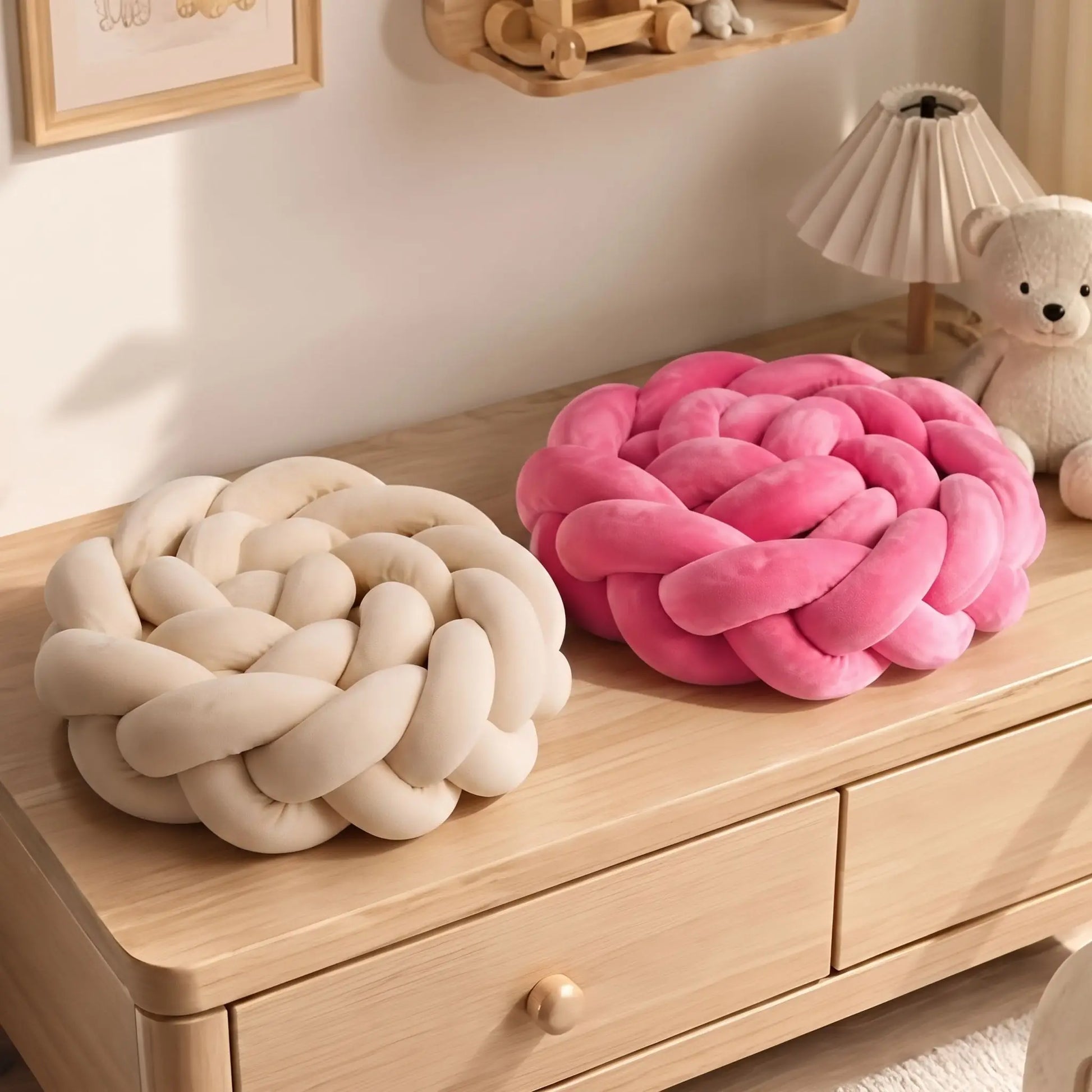 tour de lit tresse beige et rose