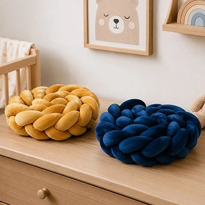 Tour de lit tresse deux couleurs sur la table