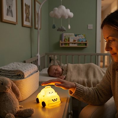 Veilleuse bebe voiture maman tapoter