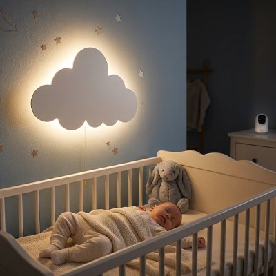 Veilleuse murale allumer bébé dort paisiblement