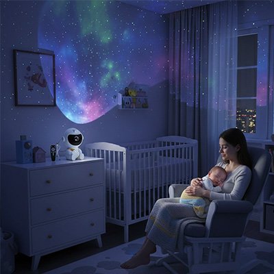 Veilleuse projection bebe dort dans bras maman